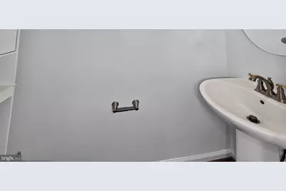 5363 S Center Drive, Greenbelt, MD 20770 - Photo 18