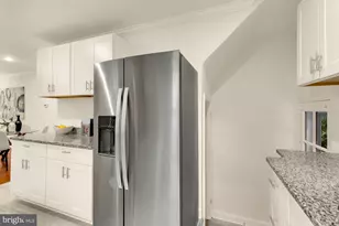 9101 48th Pl, College Park, MD 20740 - Photo 10