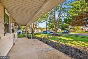 6204 Auth Rd, Suitland, MD 20746 - Photo 2