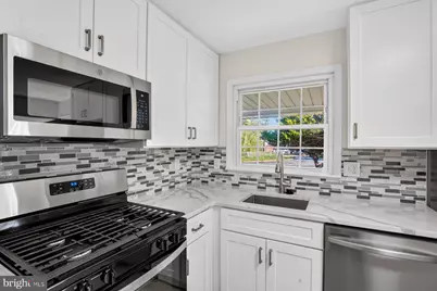 6204 Auth Road, Suitland, MD 20746 - Photo 8