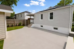 1209 Chapel Oaks Dr, Capitol Heights, MD 20743 - Photo 18