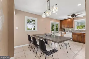 8816 Saunders Ln, Lanham, MD 20706 - Photo 8