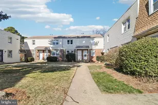 2834 Iverson St, Temple Hills, MD 20748 - Photo 2