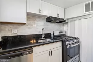 2834 Iverson St, Temple Hills, MD 20748 - Photo 12