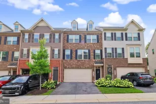 10010 Dorsey Ln, Lanham, MD 20706 - Photo 2