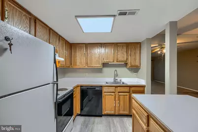 10108 Campus Way S #303, Upper Marlboro, MD 20774 - Photo 16