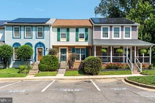 2406 Rosecroft Ct, Oxon Hill, MD 20745 - Photo 2
