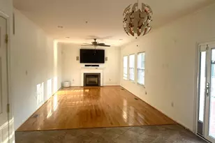 1401 Windjammer Ct, Fort Washington, MD 20744 - Photo 2