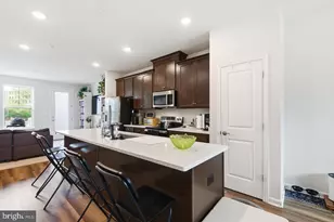 3469 Carnaby St, Hyattsville, MD 20782 - Photo 6