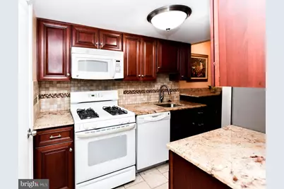 7425 Calder Drive, Capitol Heights, MD 20743 - Photo 12