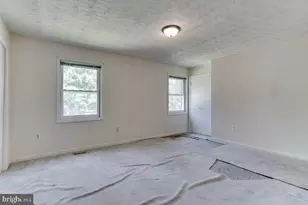 9018 Cheval Ln, Upper Marlboro, MD 20772 - Photo 18