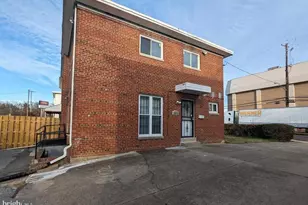 3018 St Clair Dr, Temple Hills, MD 20748 - Photo 2
