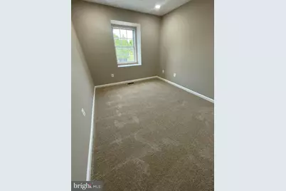9015 Congress Place, Landover, MD 20785 - Photo 10