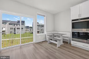 1042 Highpoint Trl, Laurel, MD 20707 - Photo 16