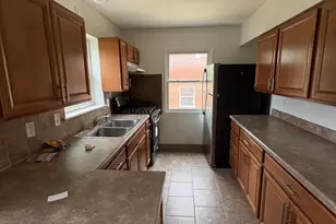 6212 Carters Ln, Riverdale, MD 20737 - Photo 4