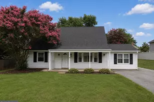2711 Keyport Ln, Bowie, MD 20715 - Photo 2