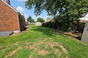 910 Highview Dr, Capitol Heights, MD 20743 - Photo 22