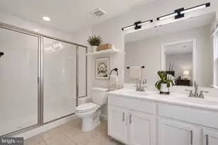 1052 Owens Rd, Oxon Hill, MD 20745 - Photo 28