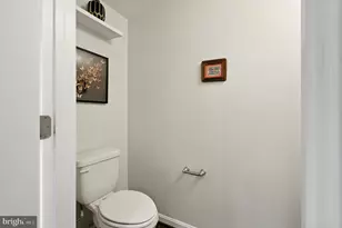 1052 Owens Rd, Oxon Hill, MD 20745 - Photo 18
