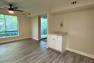 8433 Greenbelt Rd, Greenbelt, MD 20770 - Photo 10