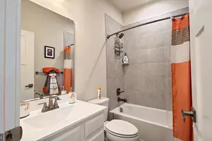 9008 Armstrong Ln, Upper Marlboro, MD 20772 - Photo 30