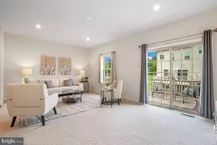 8015 Spring Arbor Dr, Laurel, MD 20707 - Photo 16