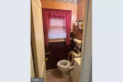 7402 W Park Drive, Hyattsville, MD 20783 - Photo 12