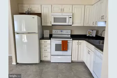 6924 Hanover Parkway #101, Greenbelt, MD 20770 - Photo 8