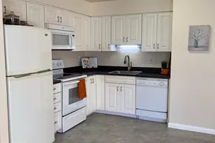 6924 Hanover Pkwy, Greenbelt, MD 20770 - Photo 10