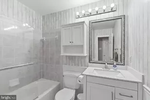 15746 Pointer Ridge Dr, Bowie, MD 20716 - Photo 18