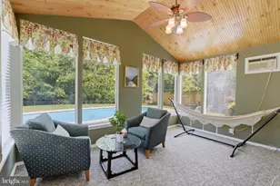 15746 Pointer Ridge Dr, Bowie, MD 20716 - Photo 16