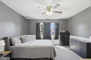 15746 Pointer Ridge Dr, Bowie, MD 20716 - Photo 14