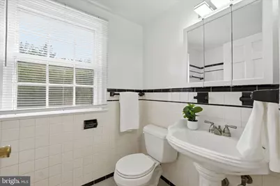 7200 Wells Parkway, Hyattsville, MD 20782 - Photo 20