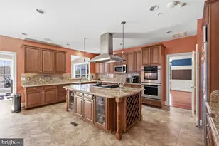 2405 Turngate Ct, Upper Marlboro, MD 20774 - Photo 18