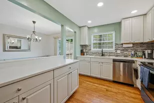 15811 Piller Ln, Bowie, MD 20716 - Photo 10
