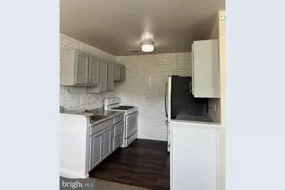 5460 85th #202, Hyattsville, MD 20784 - Photo 4