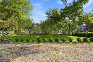4810 Fox St, College Park, MD 20740 - Photo 38
