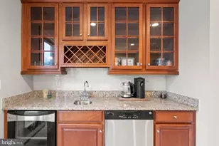 517 Overlook Park Dr, Oxon Hill, MD 20745 - Photo 36