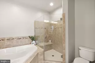 517 Overlook Park Dr, Oxon Hill, MD 20745 - Photo 20