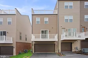 3564 Stella Blue Dr, Hyattsville, MD 20782 - Photo 4