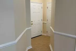 2805 Forest Run Dr, District Heights, MD 20747 - Photo 2