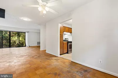 6012 Westchester Park Drive #102, College Park, MD 20740 - Photo 6