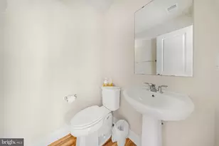 3525 Carnaby St, Hyattsville, MD 20782 - Photo 8