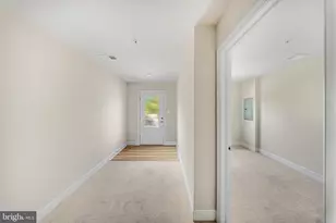 3525 Carnaby St, Hyattsville, MD 20782 - Photo 4