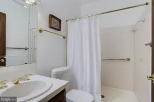 6004 Strathmore Way, Upper Marlboro, MD 20772 - Photo 38