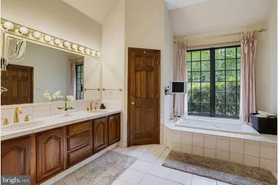 6004 Strathmore Way, Upper Marlboro, MD 20772 - Photo 30
