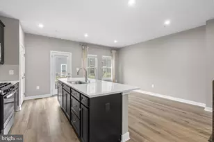 6100 Northwest Dr, Hyattsville, MD 20782 - Photo 10