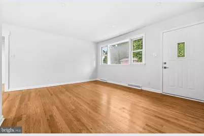 8618 Lantern Lane, Clinton, MD 20735 - Photo 12