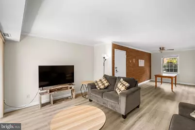 6034 Westchester Park Drive #APT 101, College Park, MD 20740 - Photo 4