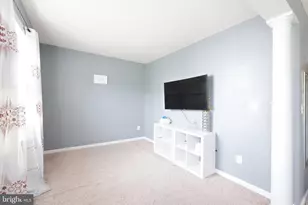 9205 Glenarden Pkwy, Lanham, MD 20706 - Photo 20